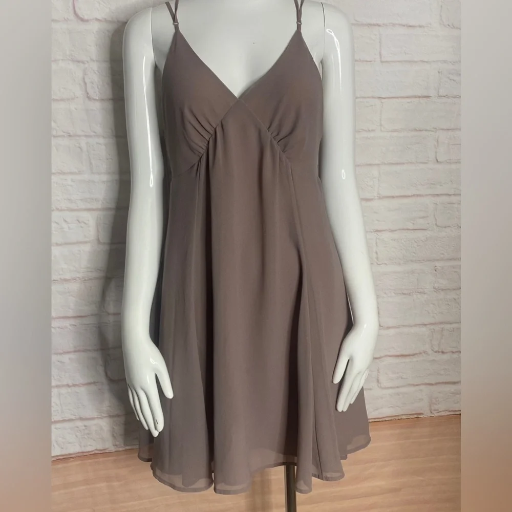 Victoria’s Secret woman Dress size 6 - Picture 1 of 9